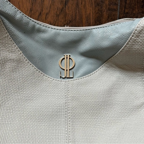 Jennifer Lopez Handbag - Picture 2 of 16